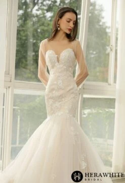 Robe De Mariée Sirène En Tulle Et Dentelle à Cœur Ouvert 4 Robe De Mariée Sirène En Tulle Et Dentelle à Cœur Ouvert -Soiree Blanche Boutique a46f2f8a6e scaled 1