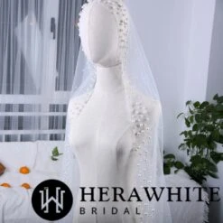 Voile De Mariage Long Perlée -Soiree Blanche Boutique a5f5a8c411