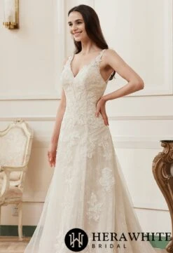 Robe De Mariée Romantique à Encolure En V Avec Appliques Florales -Soiree Blanche Boutique b25cbf8d4f