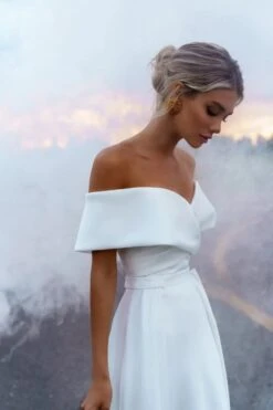 Robe Blanche Longue De Cérémonie De Mariage -Soiree Blanche Boutique c05cc6bc a1fa 41ec b381 220bc9bf85e8