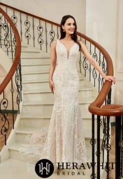 Robe De Mariée Trompette à Décolleté En V Plongeant -Soiree Blanche Boutique c0dd7d794c