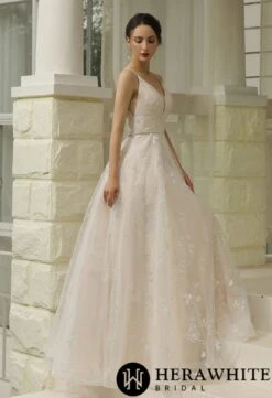 Robe De Mariée Simple à Motifs Floraux Pailletés -Soiree Blanche Boutique c128eabe85