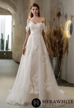 Robe De Mariée En Dentelle Florale Avec Bretelles Détachables Aux épaules 8 Robe De Mariée En Dentelle Florale Avec Bretelles Détachables Aux épaules -Soiree Blanche Boutique c6b9e851a4