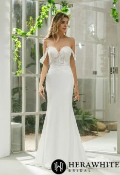 Robe De Mariée Fourreau En Crêpe Et Dentelle Fine Florale -Soiree Blanche Boutique cad66e5aac