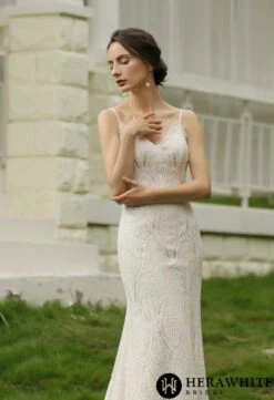 Robe De Mariée Fourreau En Dentelle Avec Bretelles Spaghetti -Soiree Blanche Boutique d14c28fae5 scaled 1