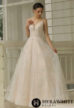 Robe De Mariée Simple à Motifs Floraux Pailletés -Soiree Blanche Boutique f32edd8007
