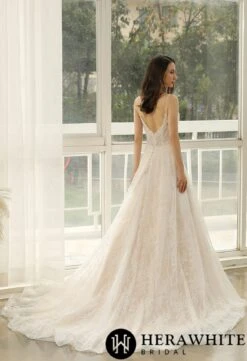 Robe De Mariée Ligne A En Dentelle Perlée Avec Bretelles Spaghetti 8 Robe De Mariée Ligne A En Dentelle Perlée Avec Bretelles Spaghetti -Soiree Blanche Boutique f7ee266c5f