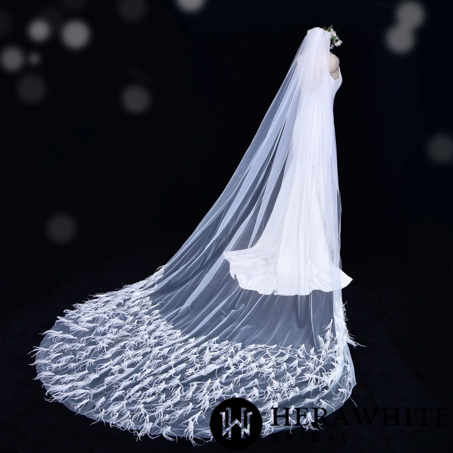 Voile de Mariée Long à Plumes Voile De Mariée Long à Plumes -Soiree Blanche Boutique ffef6708b8