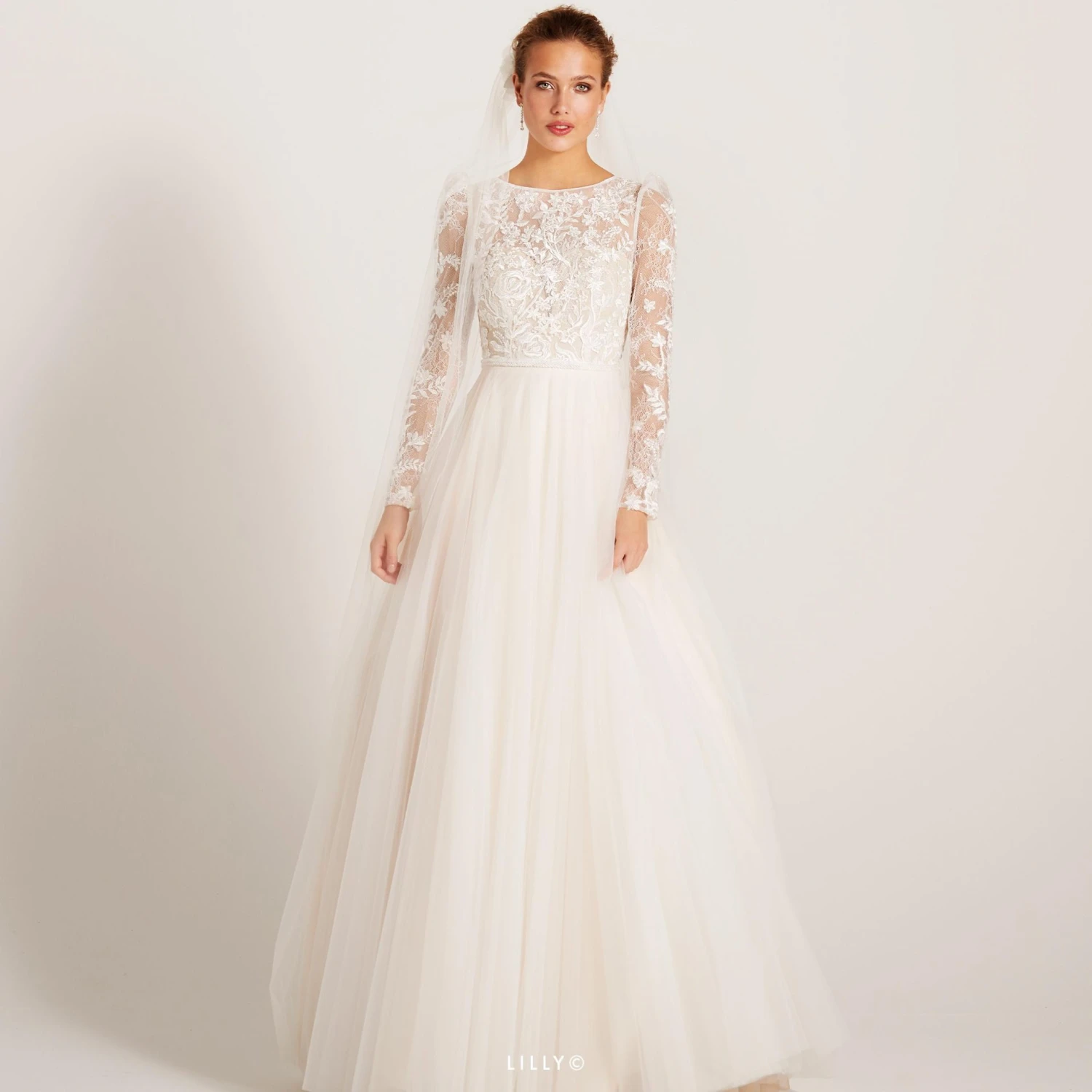 Robe De Mariée Bohème Chic Ivoire Robe De Mariée Bohème Chic Ivoire -Soiree Blanche Boutique tmp0imi70mq