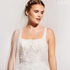 Charlotte -Soiree Blanche Boutique tmp2x40gb4y