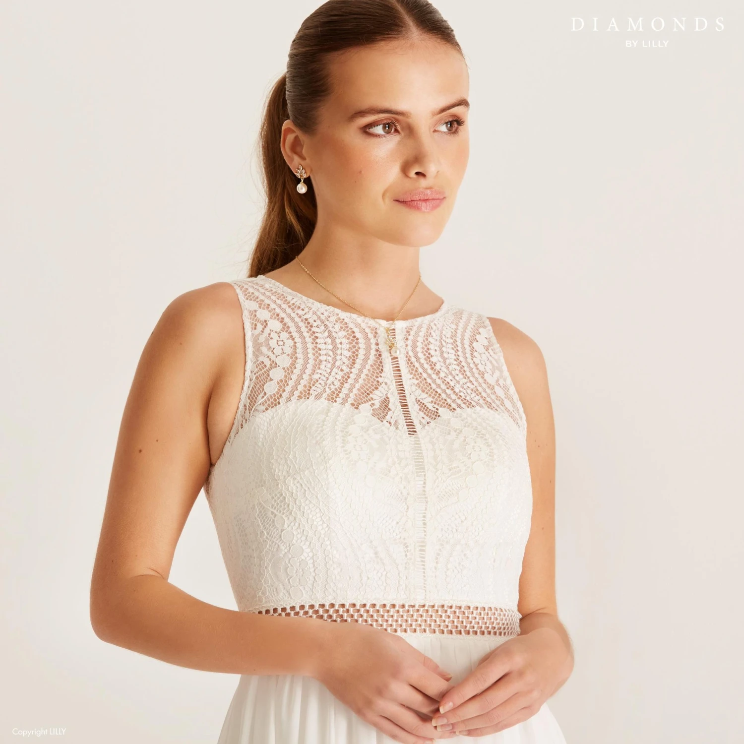 Robe De Mariée Courte Chic Robe De Mariée Courte Chic -Soiree Blanche Boutique tmp5aytmbm
